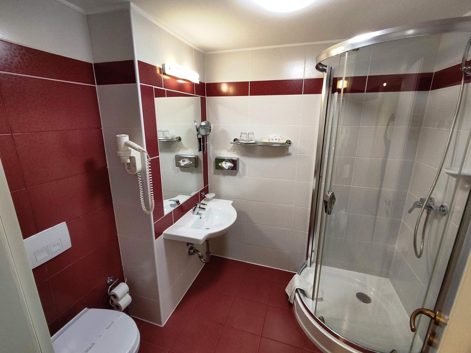 Calimbra Wellness Hotel Superior Miskolc Exterior foto
